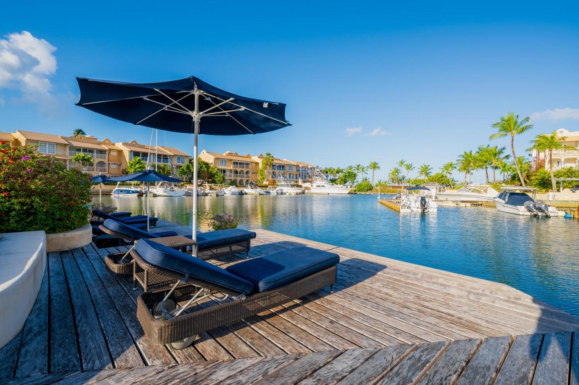 Port St. Charles Otel Saint Peter Dış mekan fotoğraf