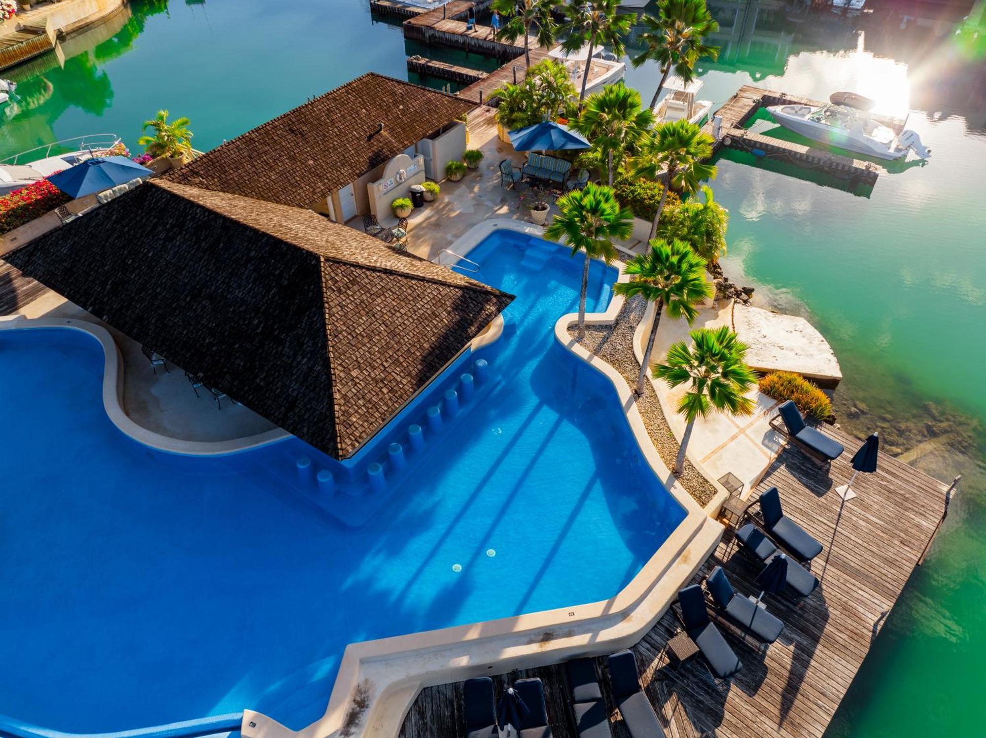 Port St. Charles Otel Saint Peter Dış mekan fotoğraf